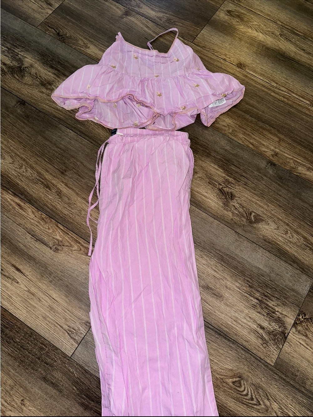 AE x The Summer I Turned Pretty Purple peplum tank & Pants matching set Size M